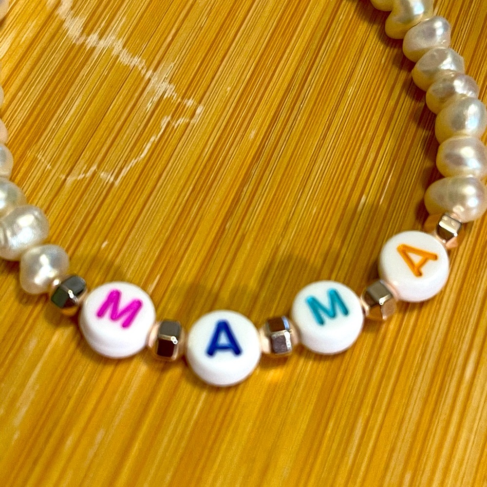 Nameplate Bracelet, custom  personalized stackable pearlescent NWT